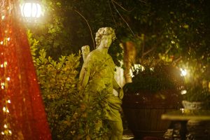 Casa Gheorghe Tătărescu din București: condeiul puterii și memoria EkoGroup Vila